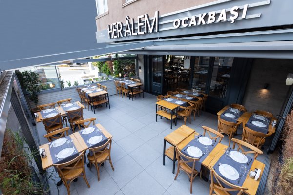 Free Template by colorlib.com